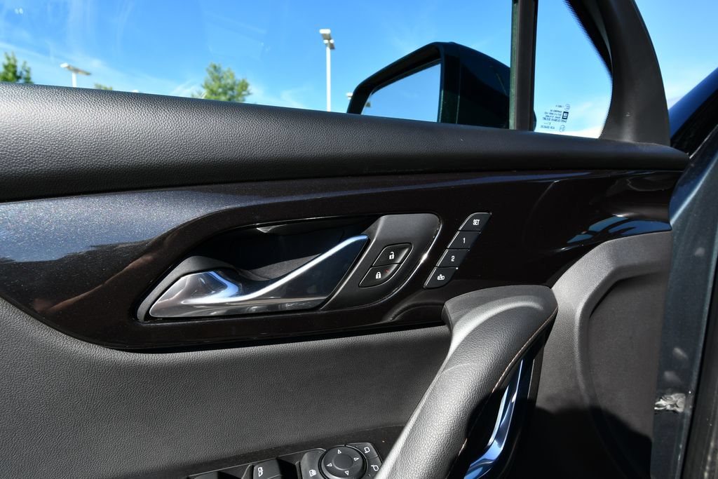 Used 2019 Chevrolet Blazer Premier w/ LPO, Floor Liner Package AWD/4WD image 15