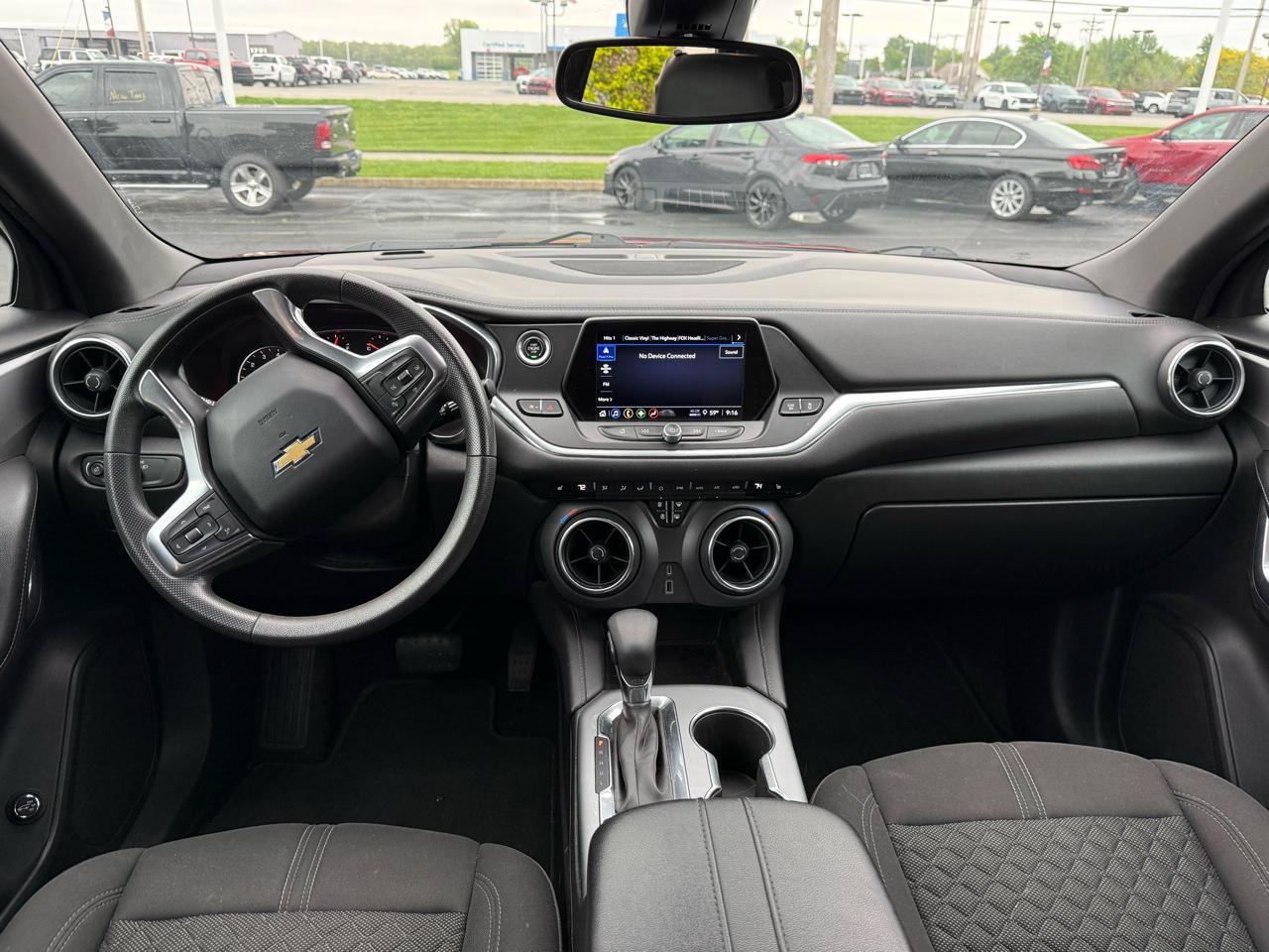Used 2021 Chevrolet Blazer LT FWD image 18