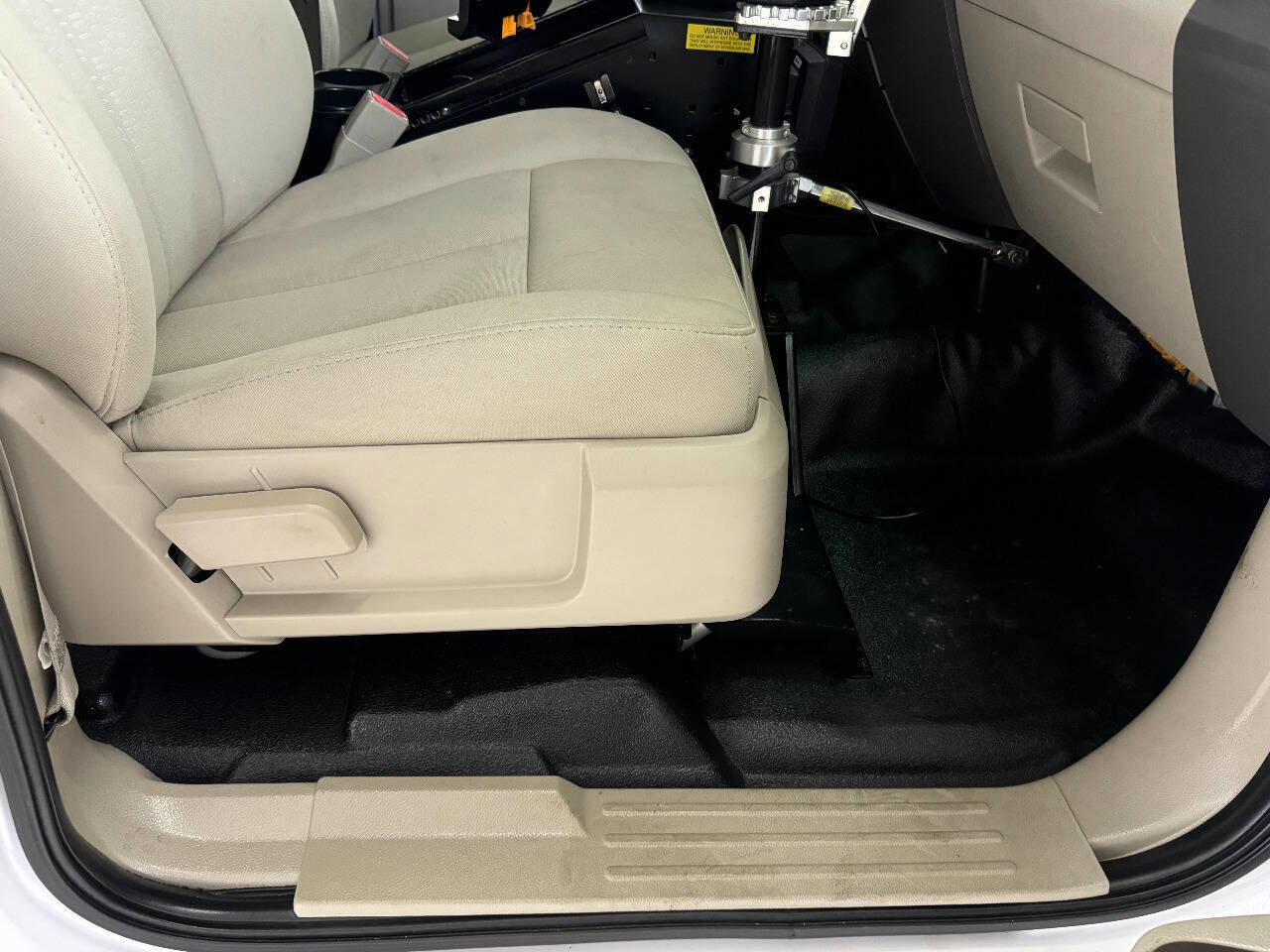 Used 2014 Ford Expedition XL RWD image 64