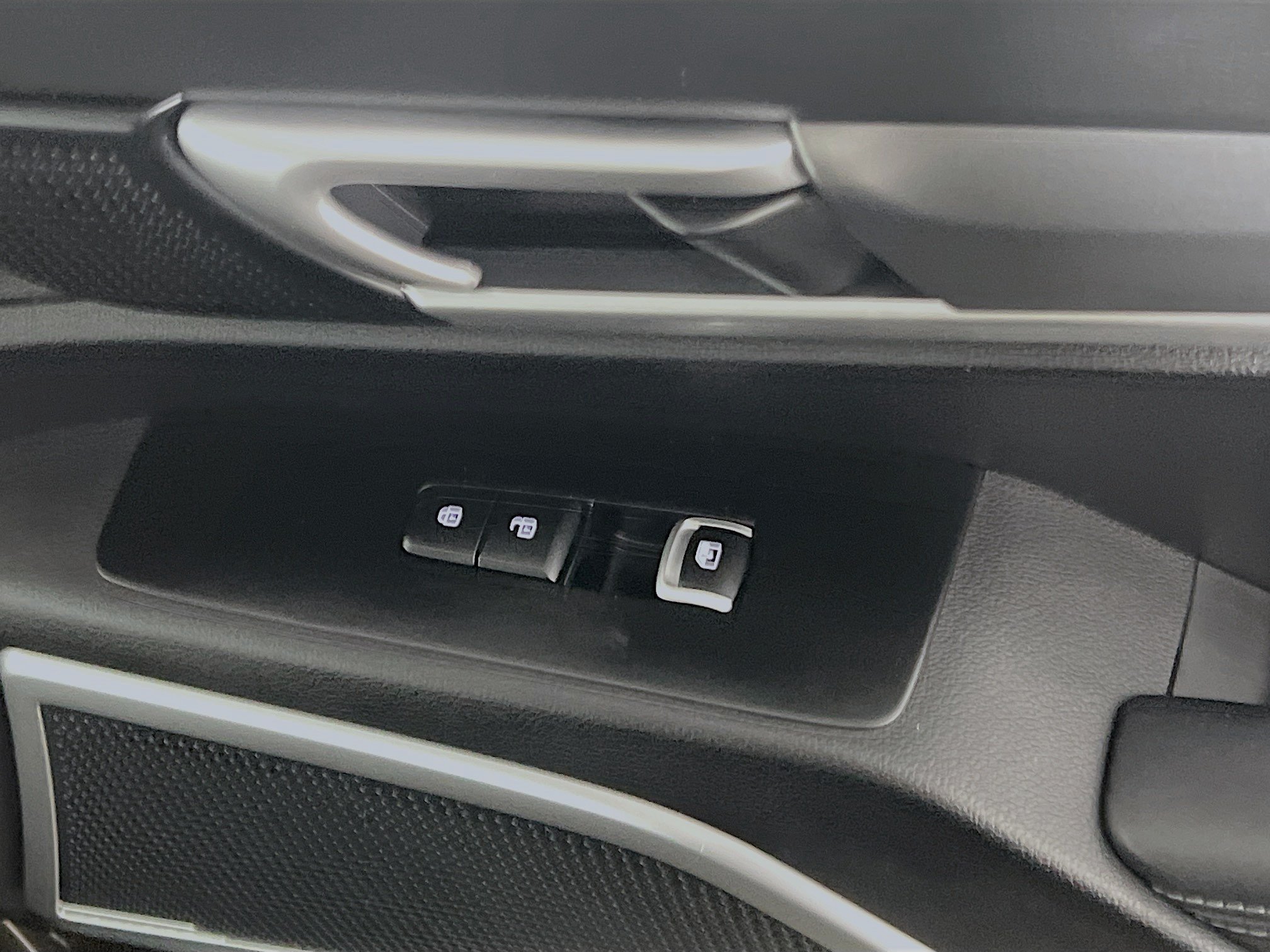Used 2022 Kia Telluride S AWD/4WD image 32
