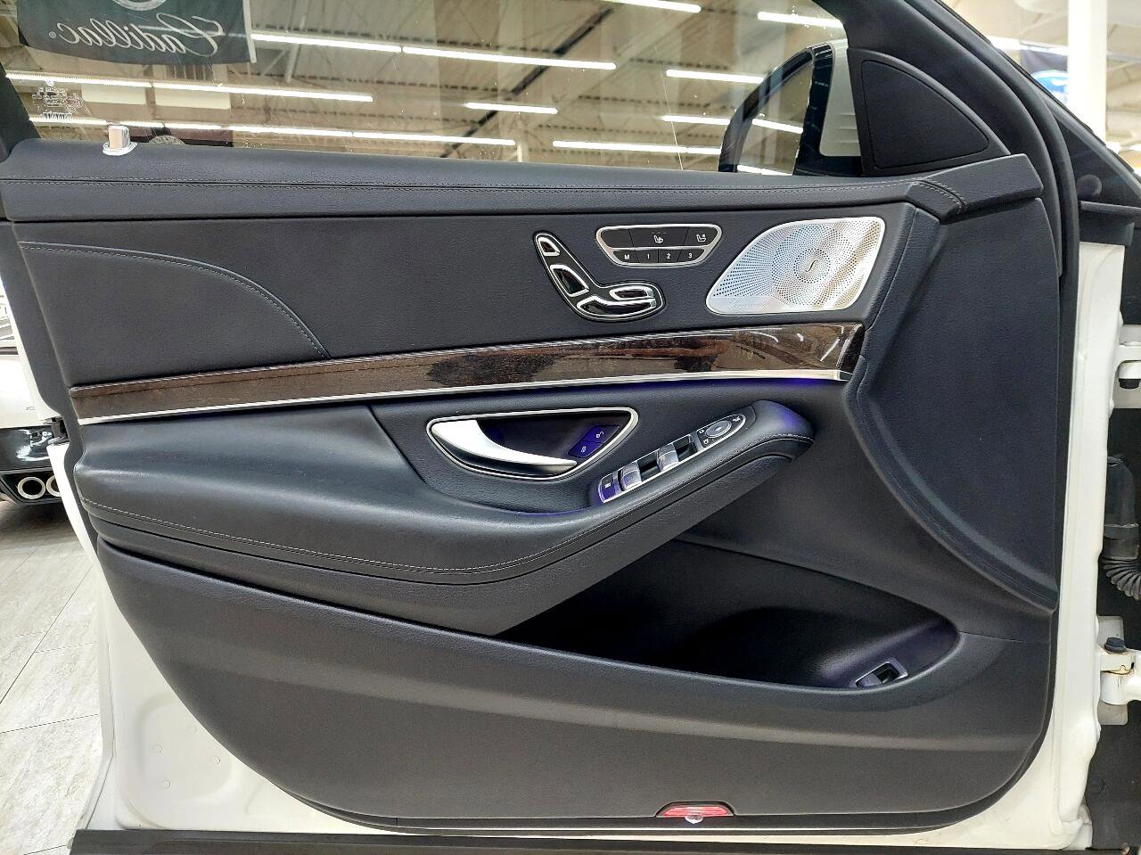 Used 2015 Mercedes-Benz S 550 Sedan image 15