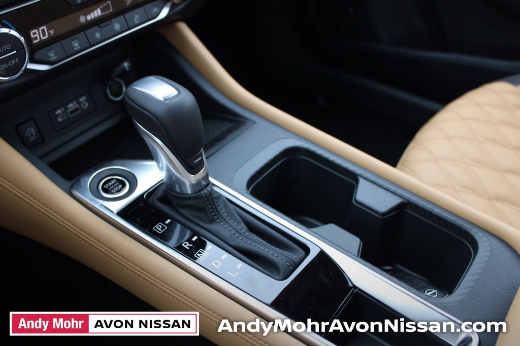 New 2025 Nissan Sentra SV w/ SV Premium Package image 29