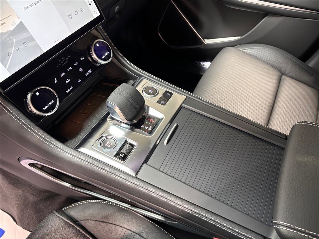 New 2026 Jaguar F-PACE R-Dynamic S image 14