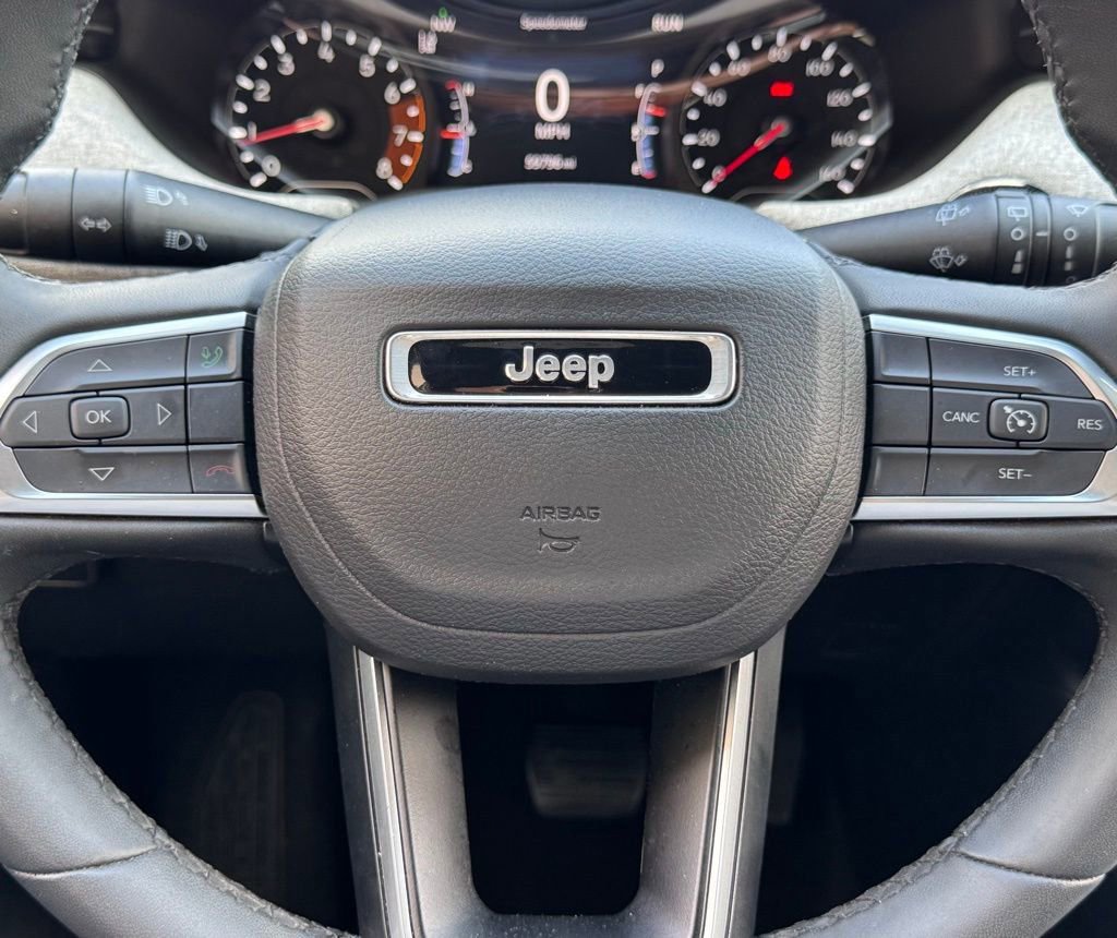 Used 2024 Jeep Compass Latitude image 6