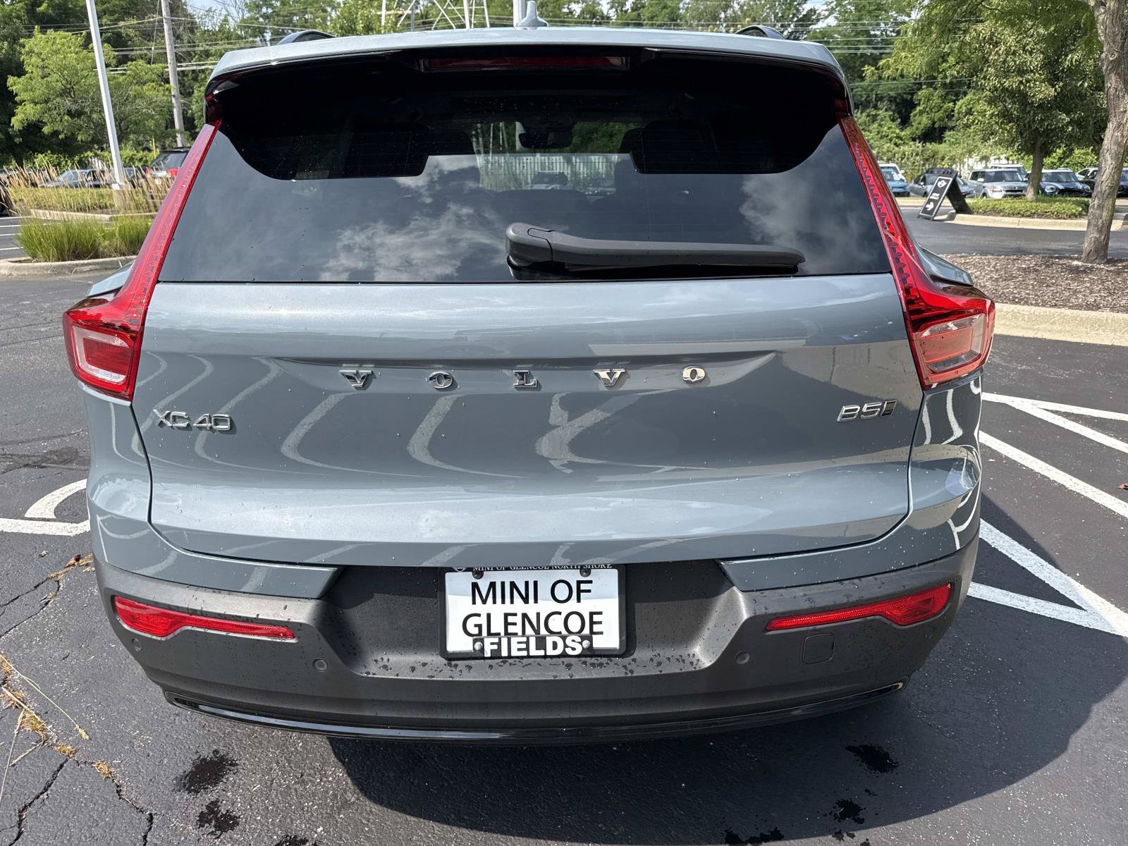 Used 2023 Volvo XC40 B5 Ultimate w/ Protection Package Premier AWD/4WD image 7
