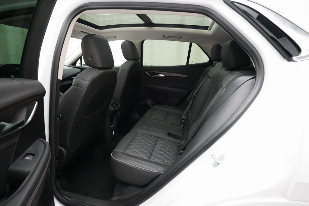 Used 2023 Buick Envision Avenir image 16