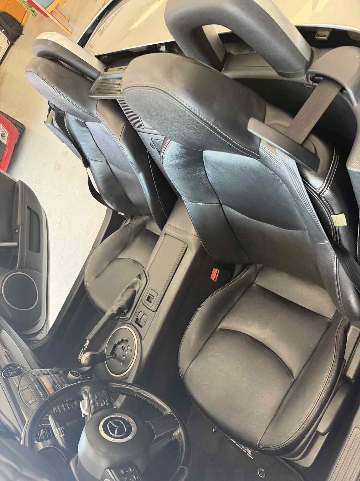 Used 2015 MAZDA MX-5 Miata Grand Touring w/ Premium Package RWD image 22