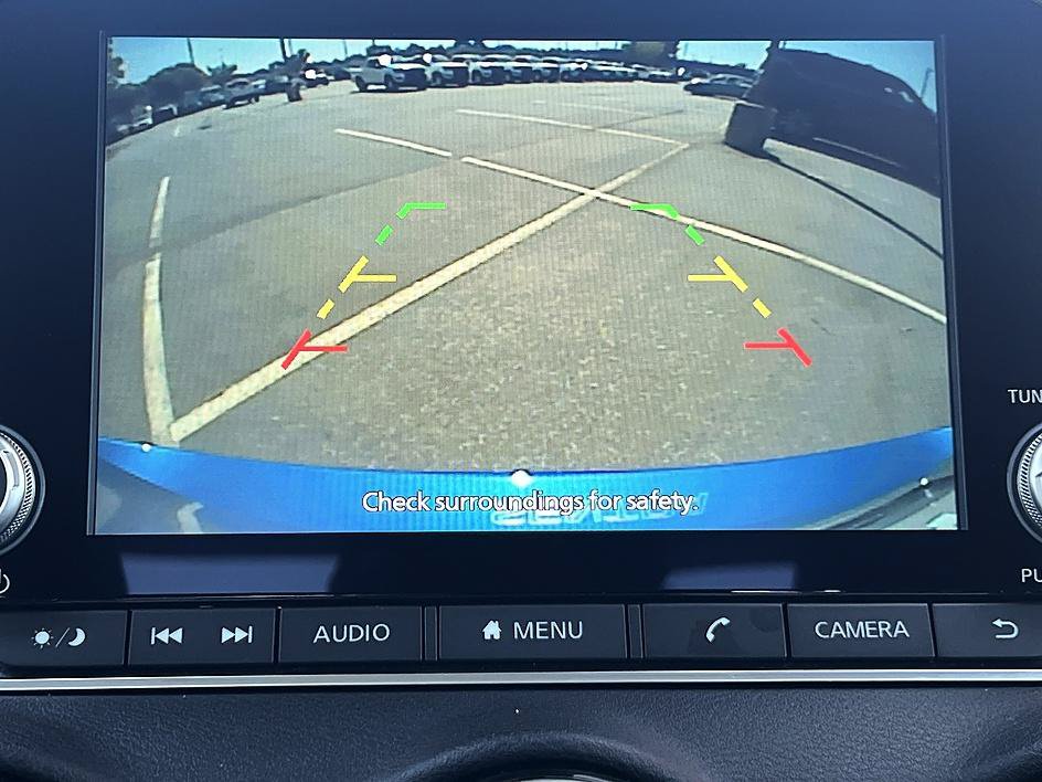 Used 2025 Nissan Sentra SV w/ All-Weather Package FWD image 24