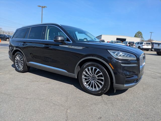 Used 2023 Lincoln Aviator Reserve image 2