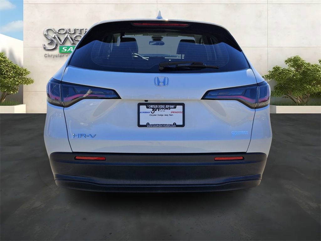 Used 2023 Honda HR-V LX image 4