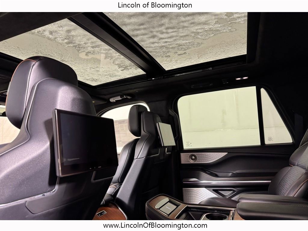 New 2025 Lincoln Navigator L Black Label image 54