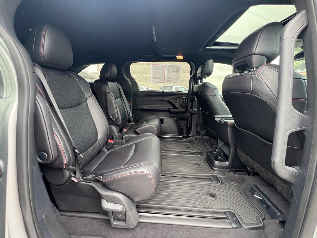 Certified 2025 Toyota Sienna XSE AWD/4WD image 21