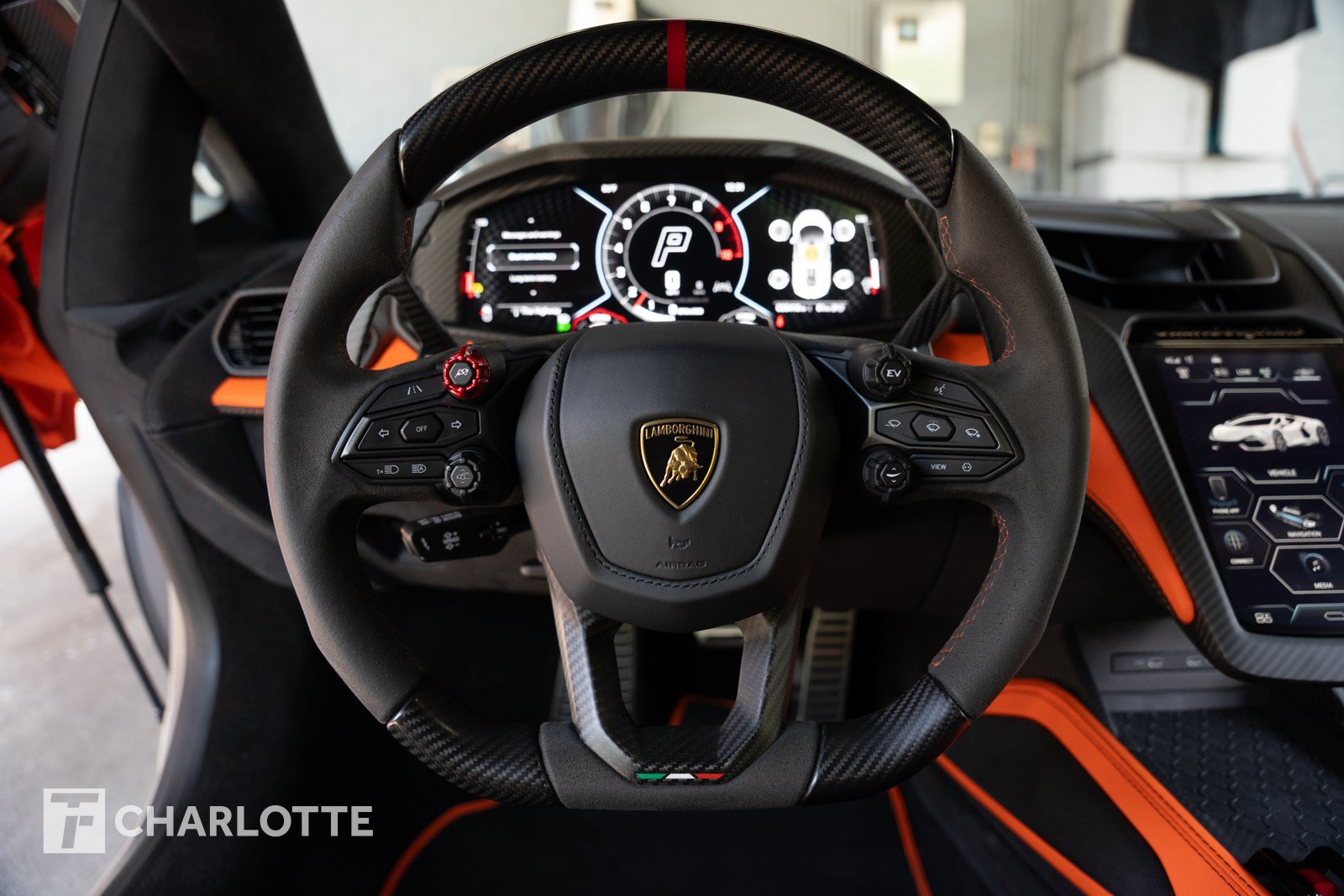 Used 2024 Lamborghini Revuelto AWD/4WD image 22