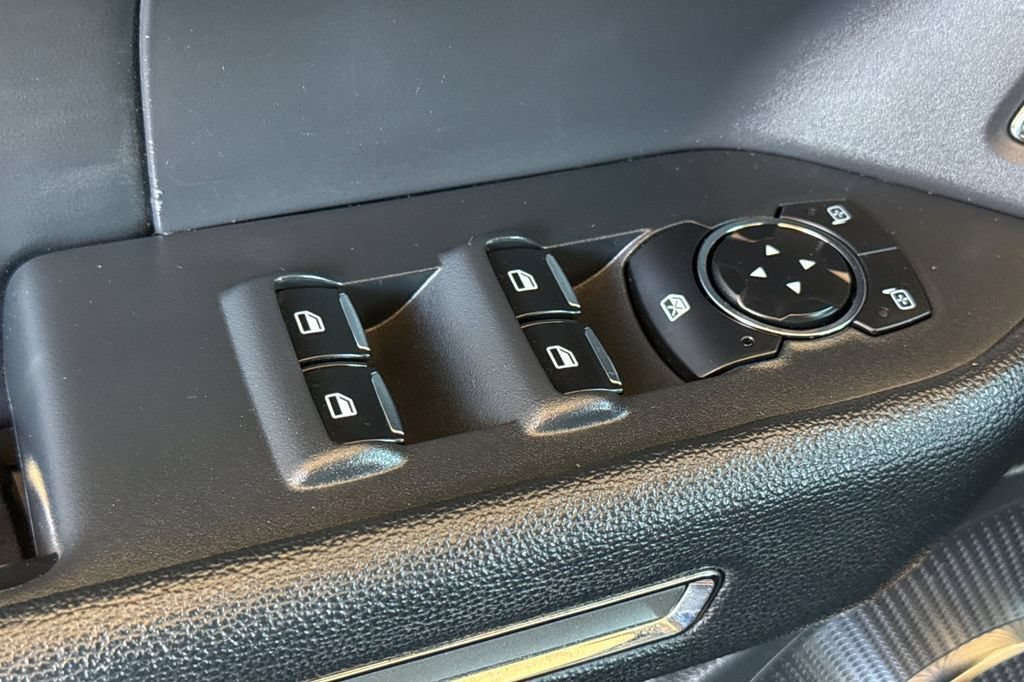Used 2024 Ford Expedition XLT AWD/4WD image 12