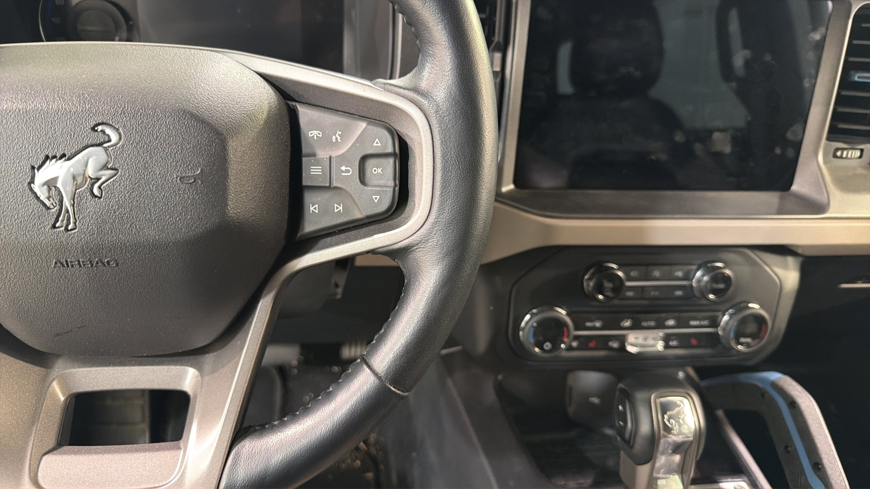 Used 2024 Ford Bronco Wildtrak AWD/4WD image 14