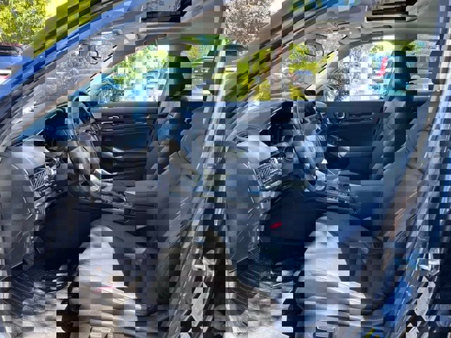 Used 2024 Honda Civic EX-L image 6