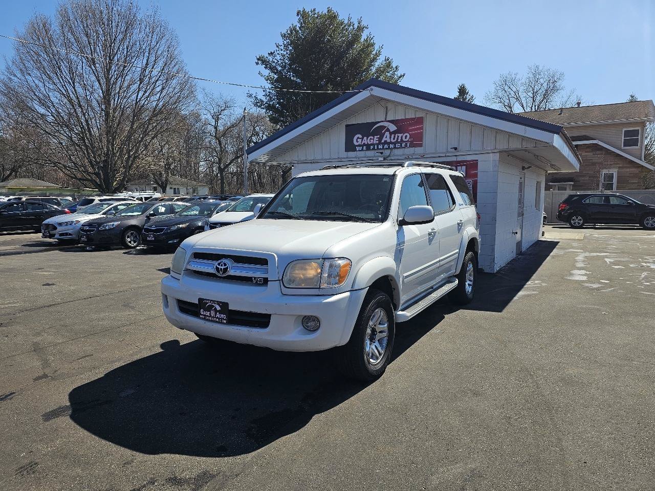 Used 2005 Toyota Sequoia Limited AWD/4WD image 4