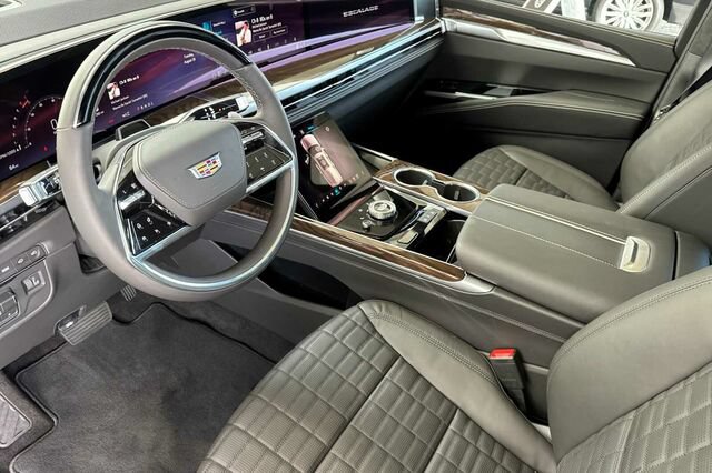 New 2026 Cadillac Escalade Platinum Sport AWD/4WD image 10