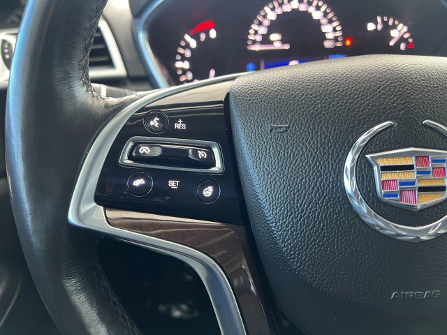 Used 2014 Cadillac SRX Luxury image 24