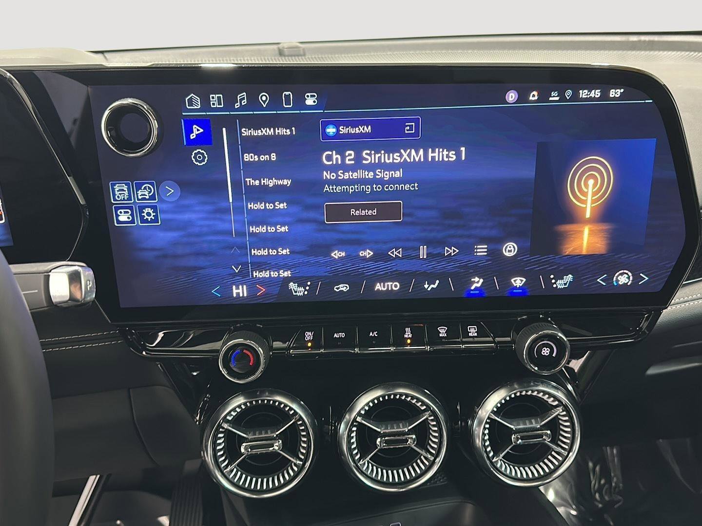 Used 2025 Chevrolet Blazer EV LT image 12