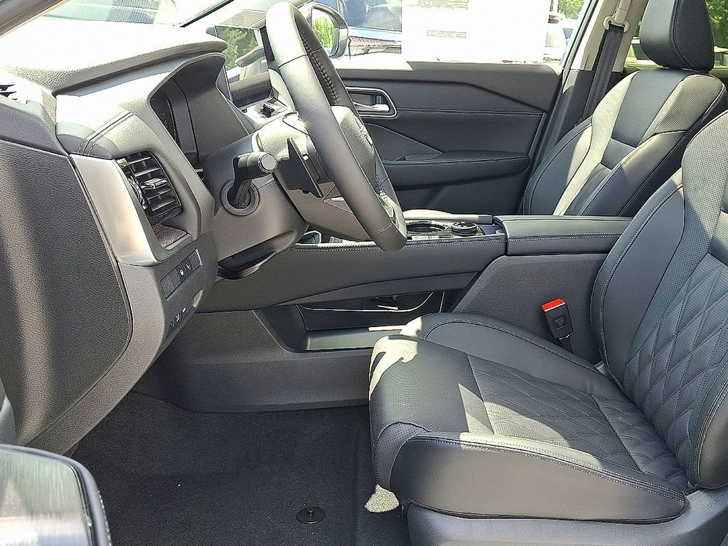 New 2026 Nissan Rogue Platinum AWD/4WD image 10