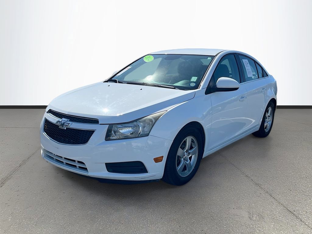 Used 2014 Chevrolet Cruze LT image 2
