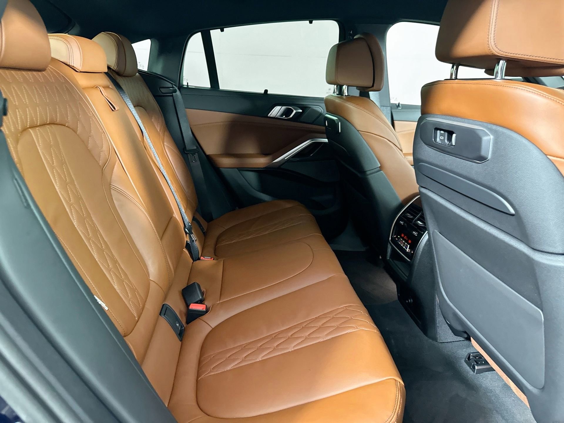 New 2026 BMW X6 M60i image 28