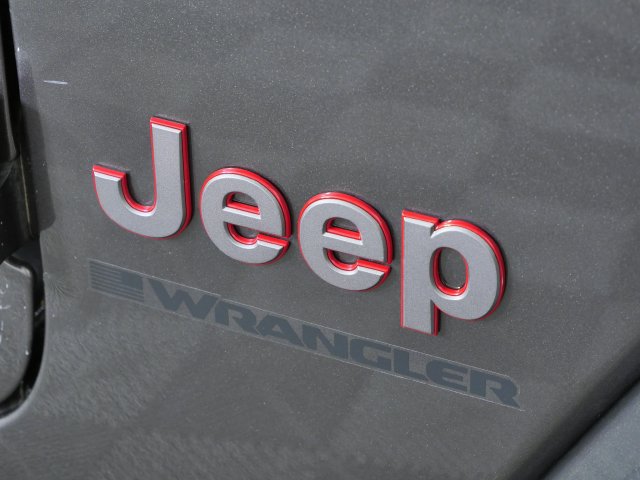 Used 2025 Jeep Wrangler Unlimited Rubicon AWD/4WD image 10