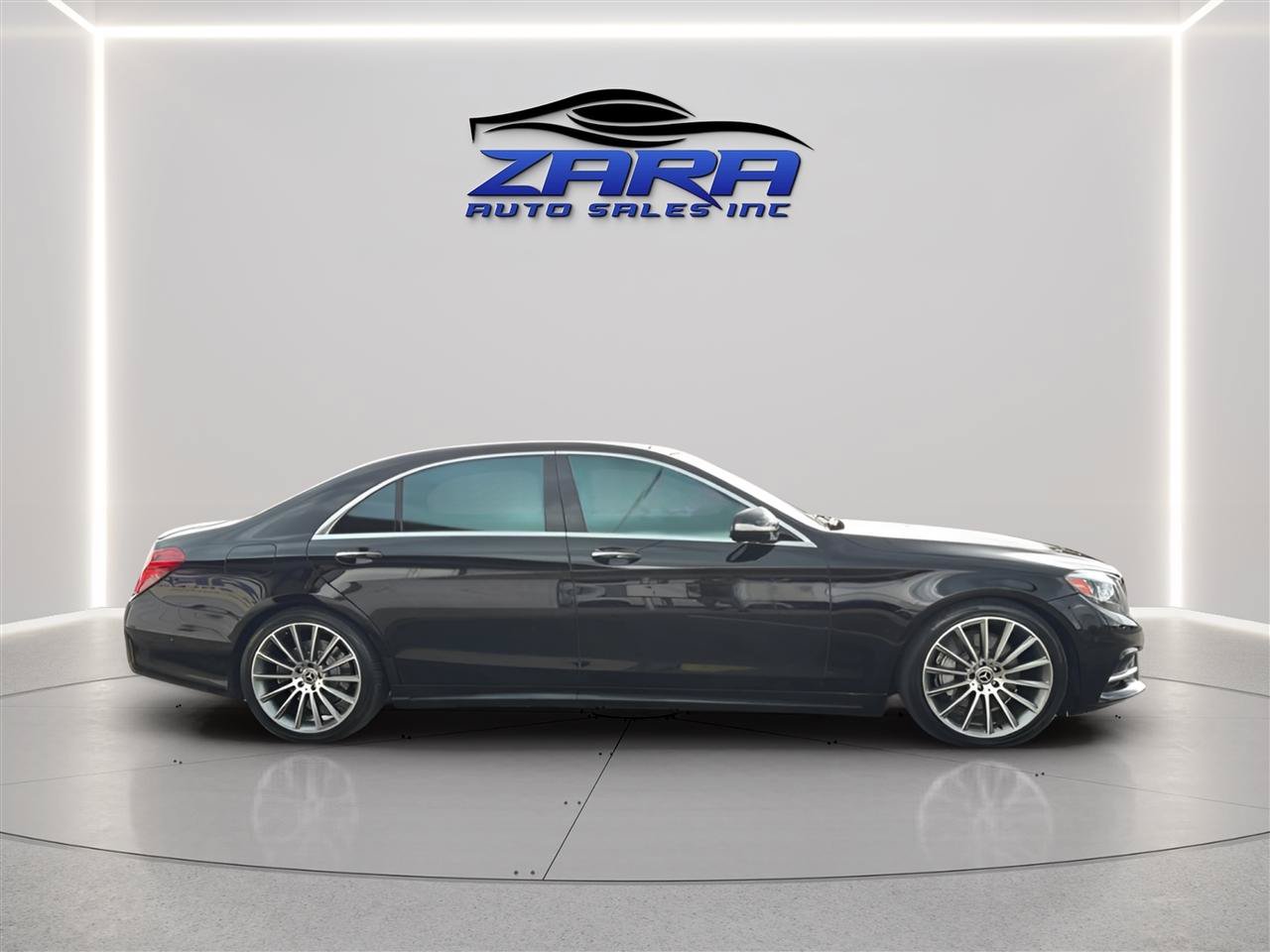 Used 2017 Mercedes-Benz S 550 Sedan image 6