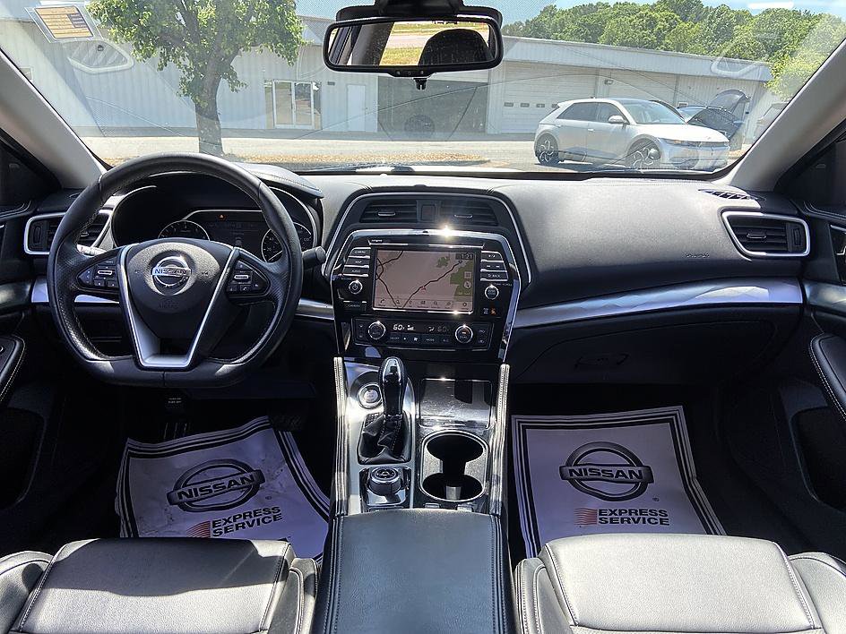 Used 2020 Nissan Maxima 3.5 SV w/ Floor Mat Group FWD image 18