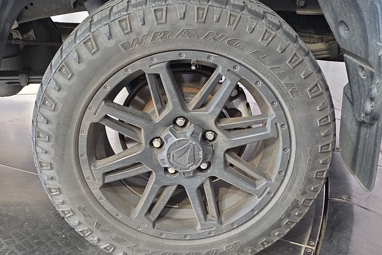 Used 2020 Toyota Tundra SR5 RWD image 12
