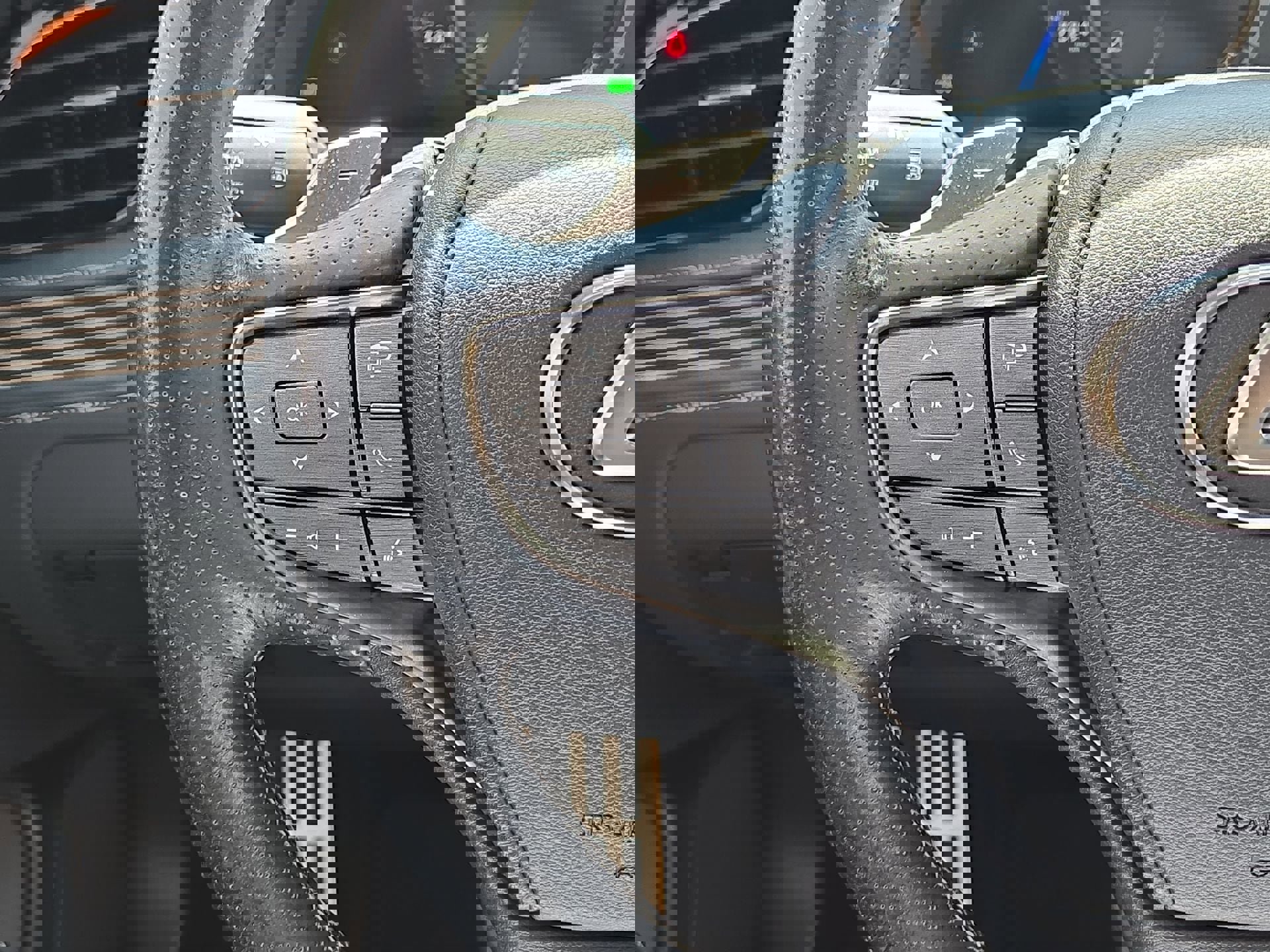 Used 2019 Lexus LS 500 F Sport w/ Accessory Package (Z2) RWD image 21