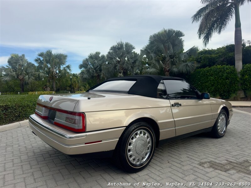 Used 1993 Cadillac Allante FWD image 6