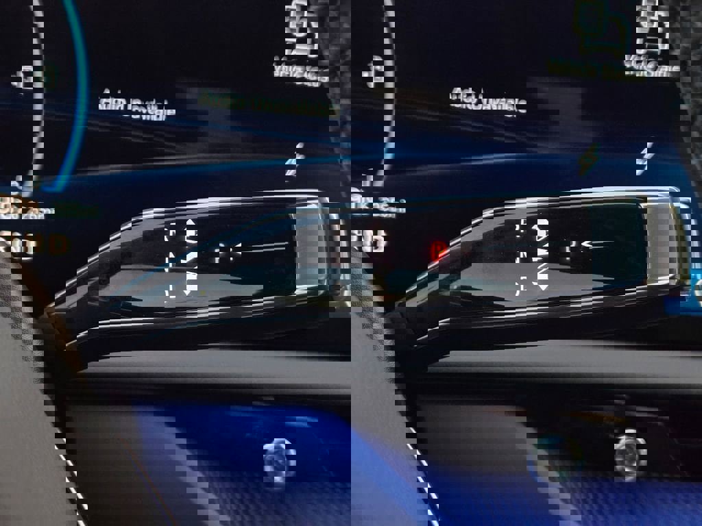 New 2026 Cadillac Optiq Luxury 2 w/ LPO, Floor Liner Package image 23