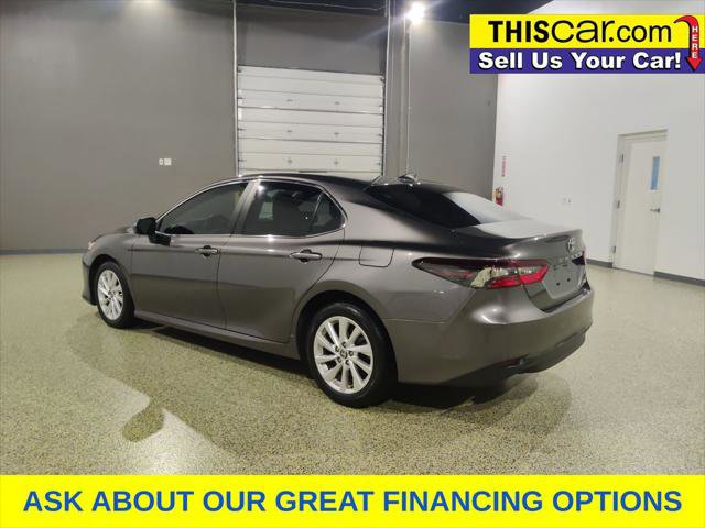 Used 2024 Toyota Camry LE FWD image 5