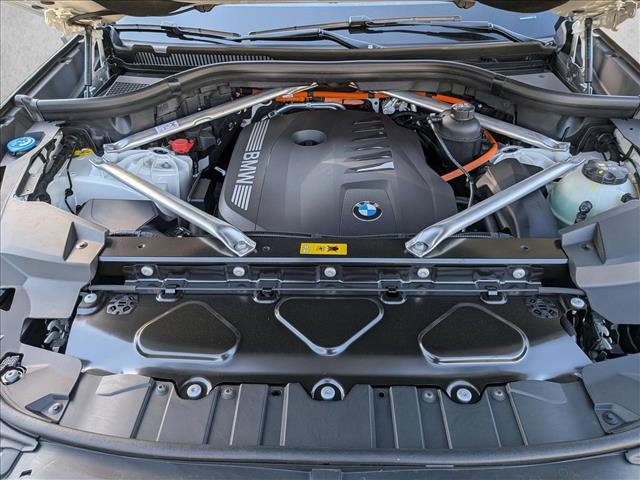 New 2026 BMW X5 xDrive50e w/ M Sport Package image 17