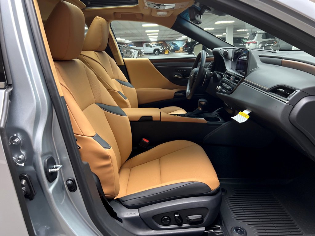 New 2025 Lexus ES 350 w/ Premium Package image 33