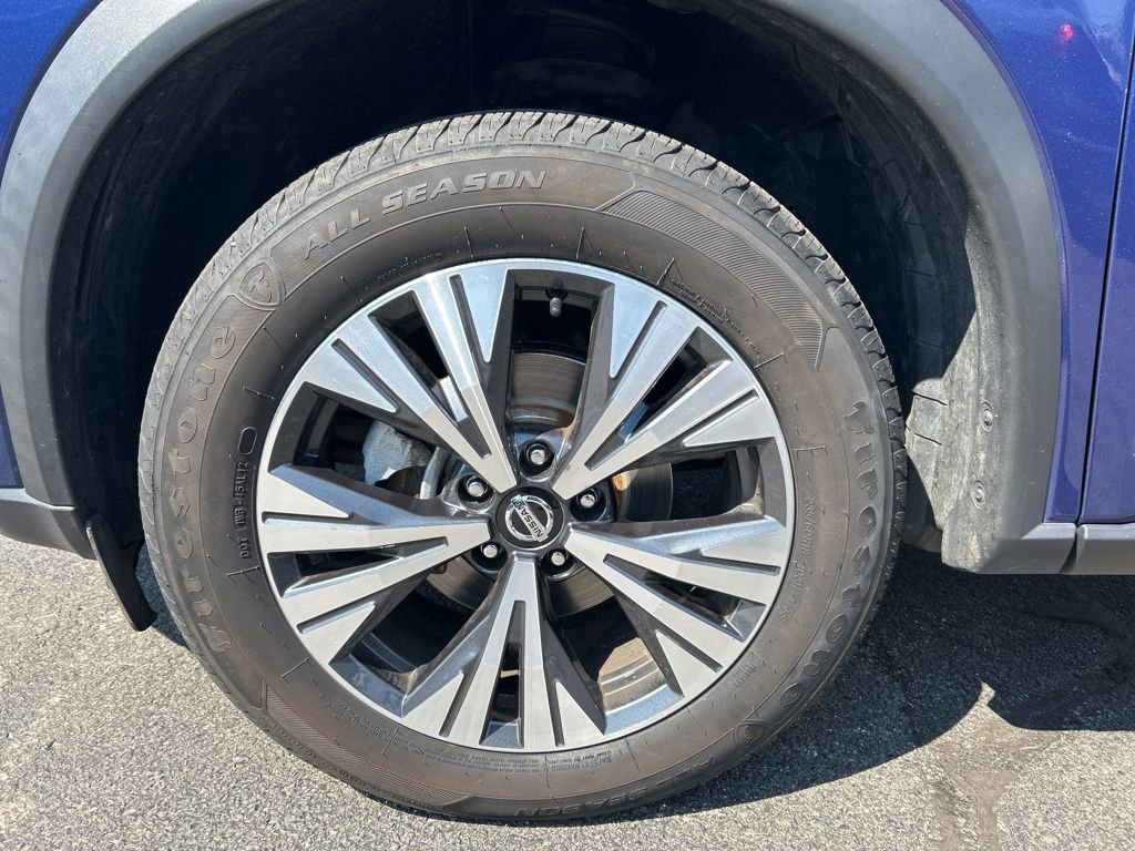 Certified 2021 Nissan Rogue SV image 12