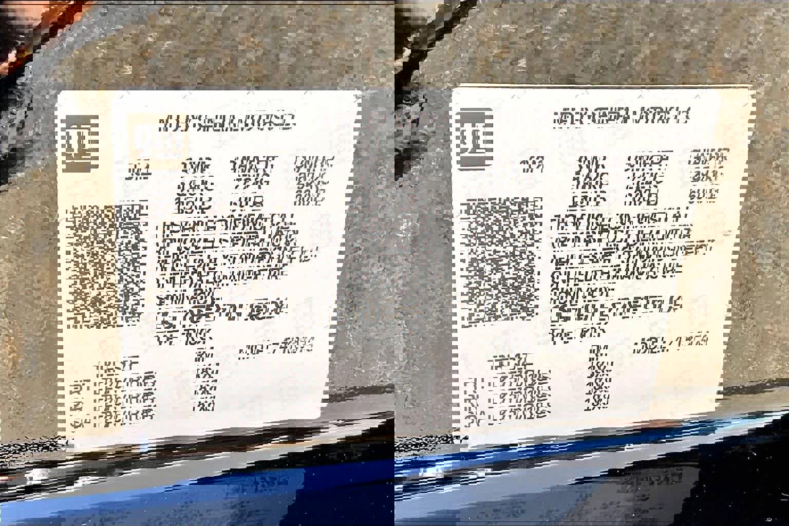 Used 2022 GMC Sierra 2500 AT4 image 36