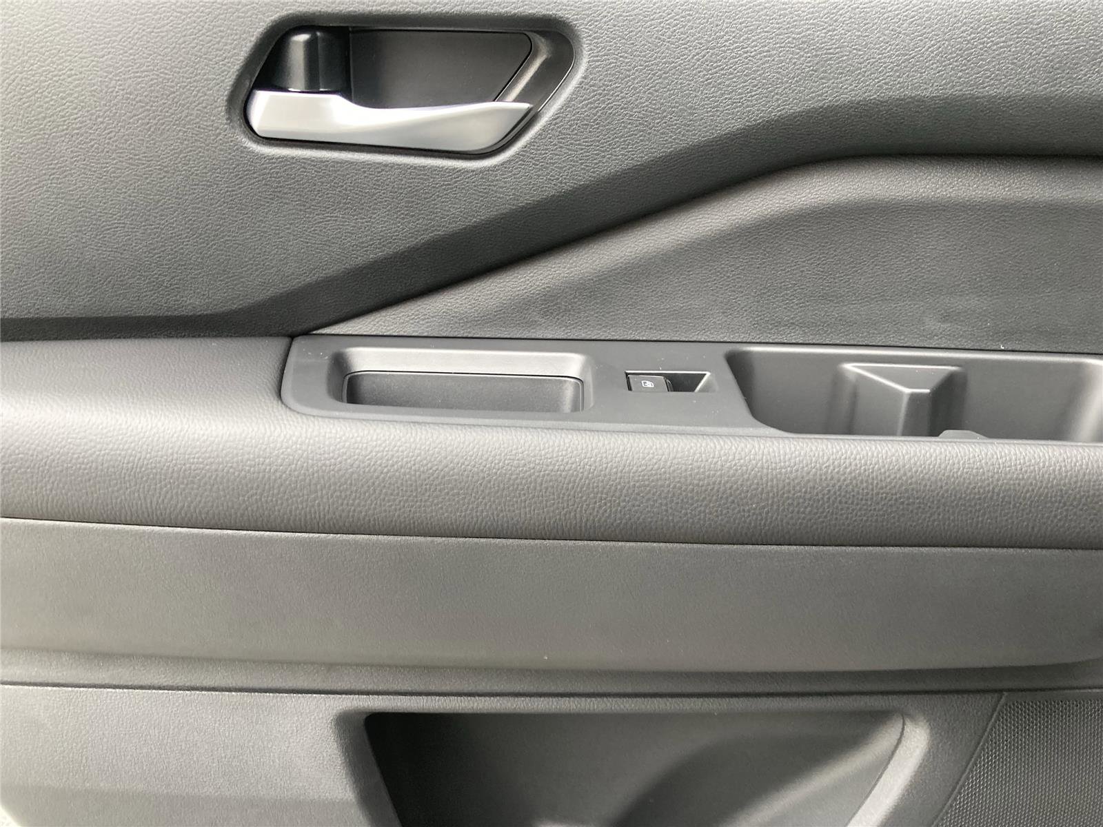 New 2026 Nissan Pathfinder SL image 31