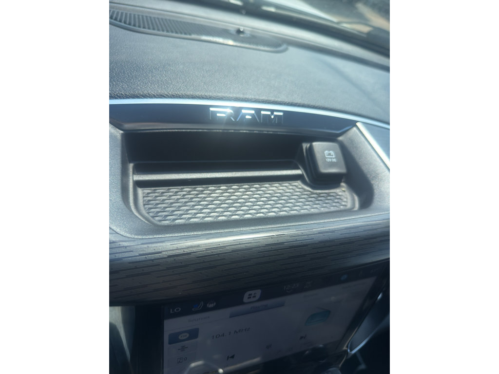 Used 2024 RAM 1500 Laramie RWD image 38
