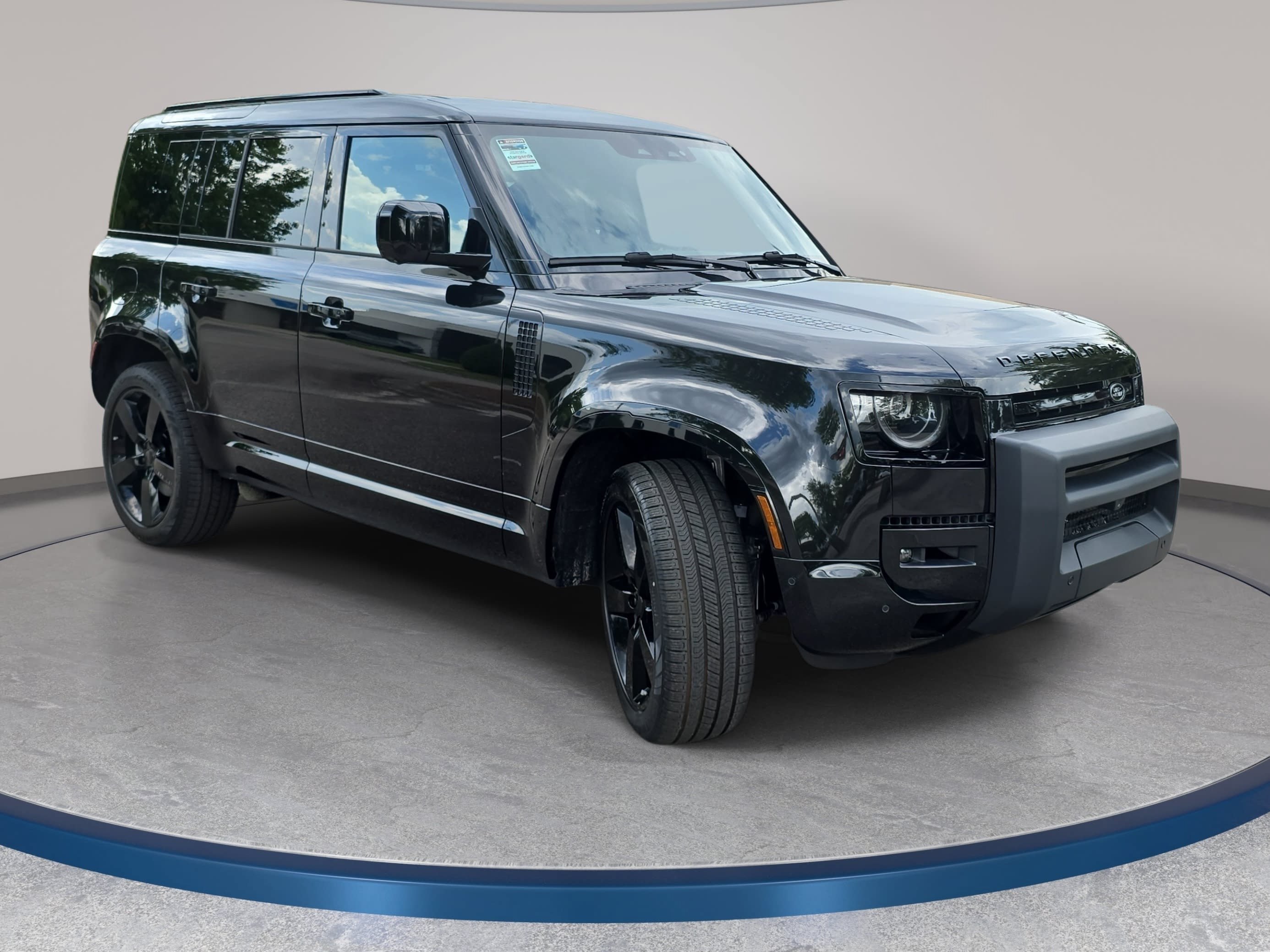 New 2026 Land Rover Defender 110 X-Dynamic SE AWD/4WD image 3