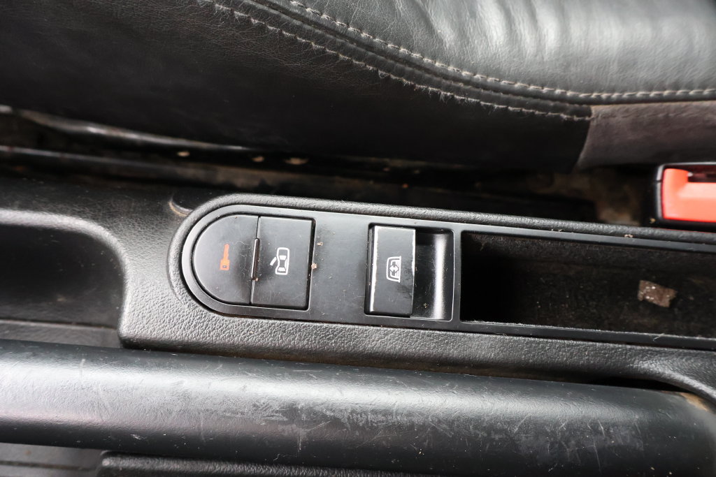 Used 2001 Audi TT 1.8T AWD/4WD image 21