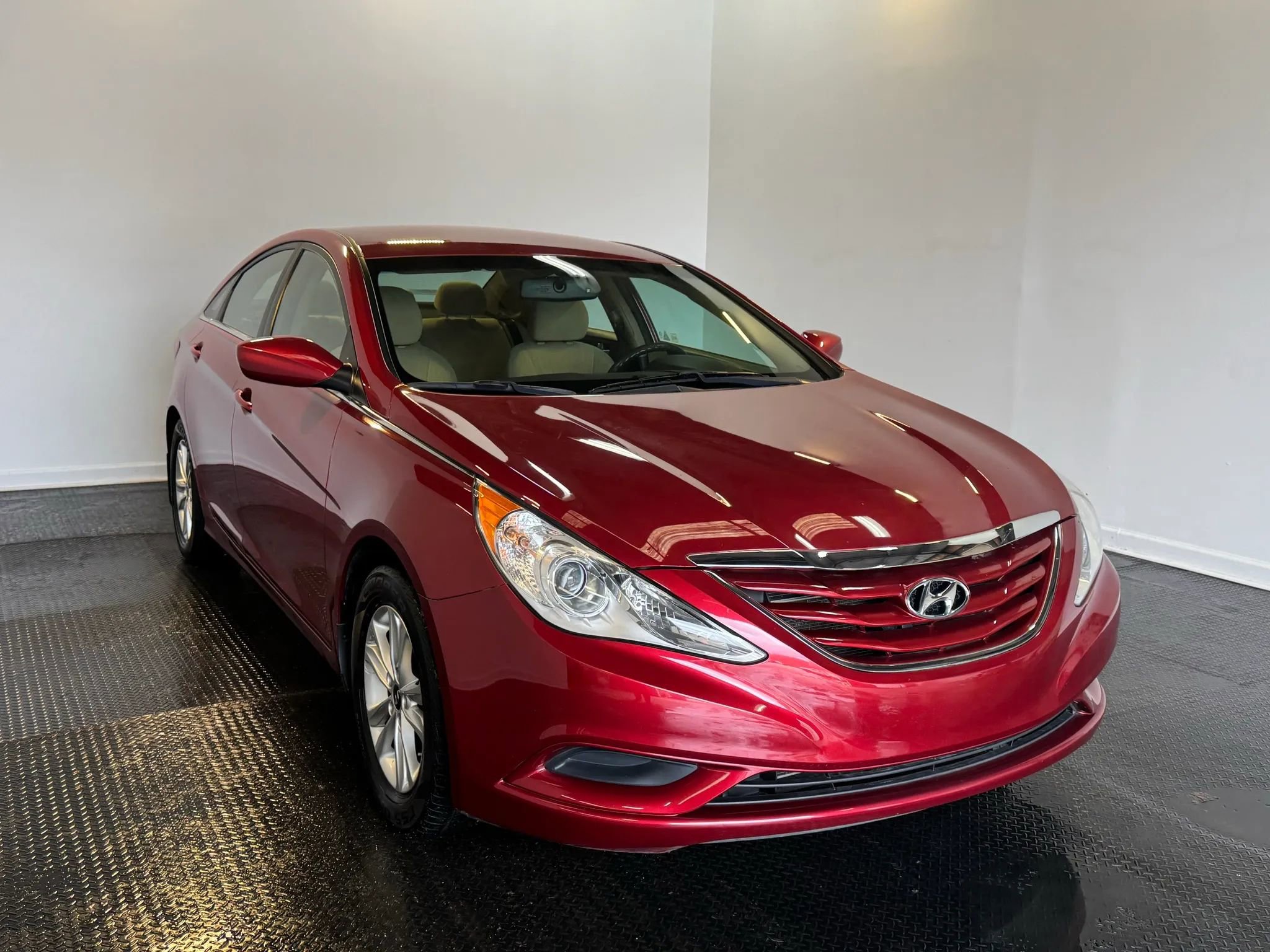 Used 2013 Hyundai Sonata GLS image 3