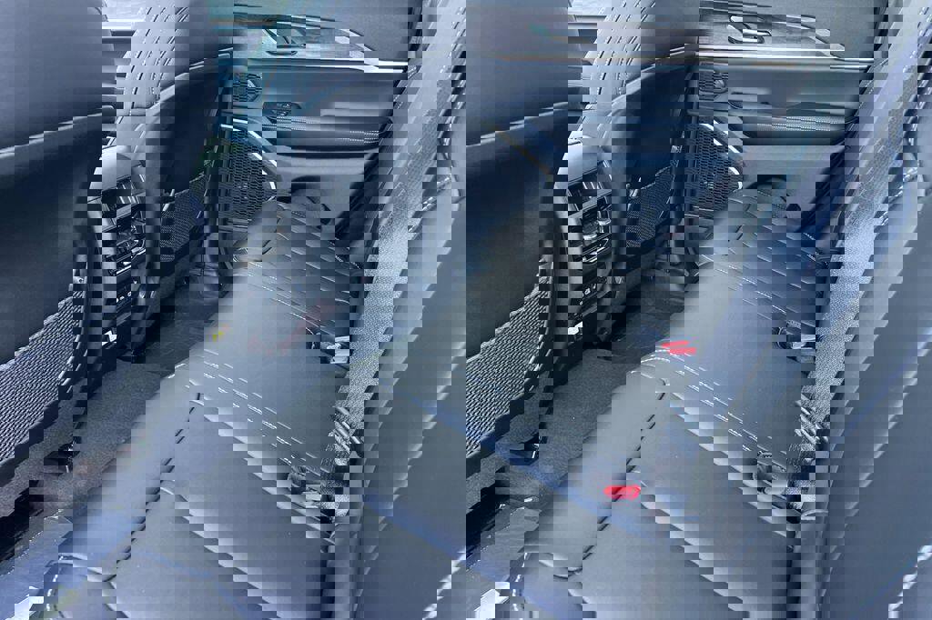 New 2026 Jeep Grand Cherokee Limited image 12