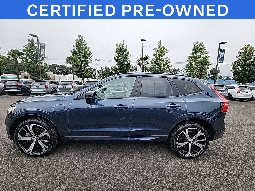 Certified 2024 Volvo XC60 T8 Ultimate w/ Protection Package Premier AWD/4WD image 2
