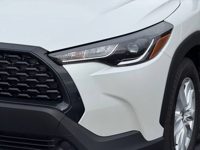 Certified 2024 Toyota Corolla Cross LE w/ Moonroof Package AWD/4WD image 10
