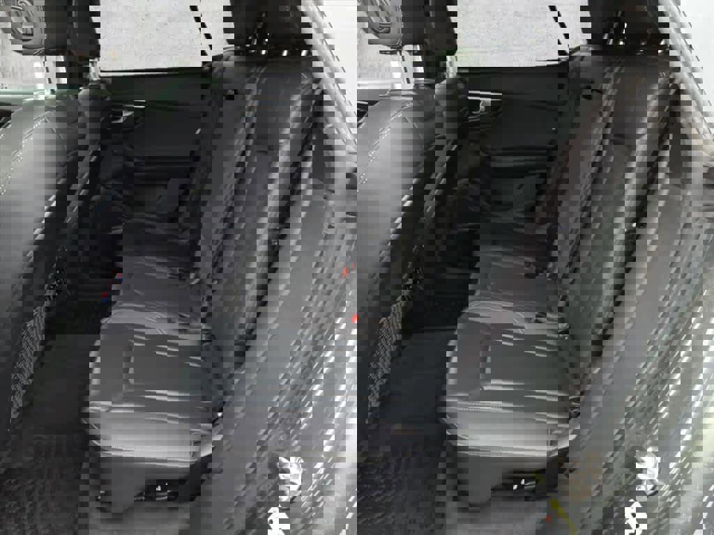 Used 2019 Audi Q8 Prestige w/ Year 1 Package image 9