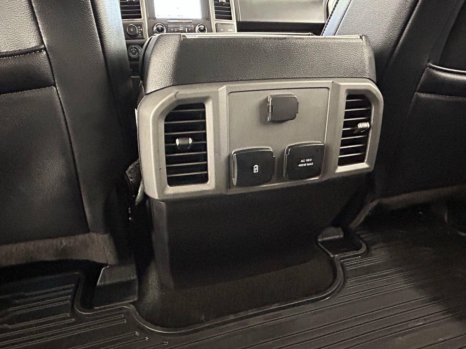 Used 2018 Ford F150 Raptor w/ Equipment Group 802A Luxury image 37