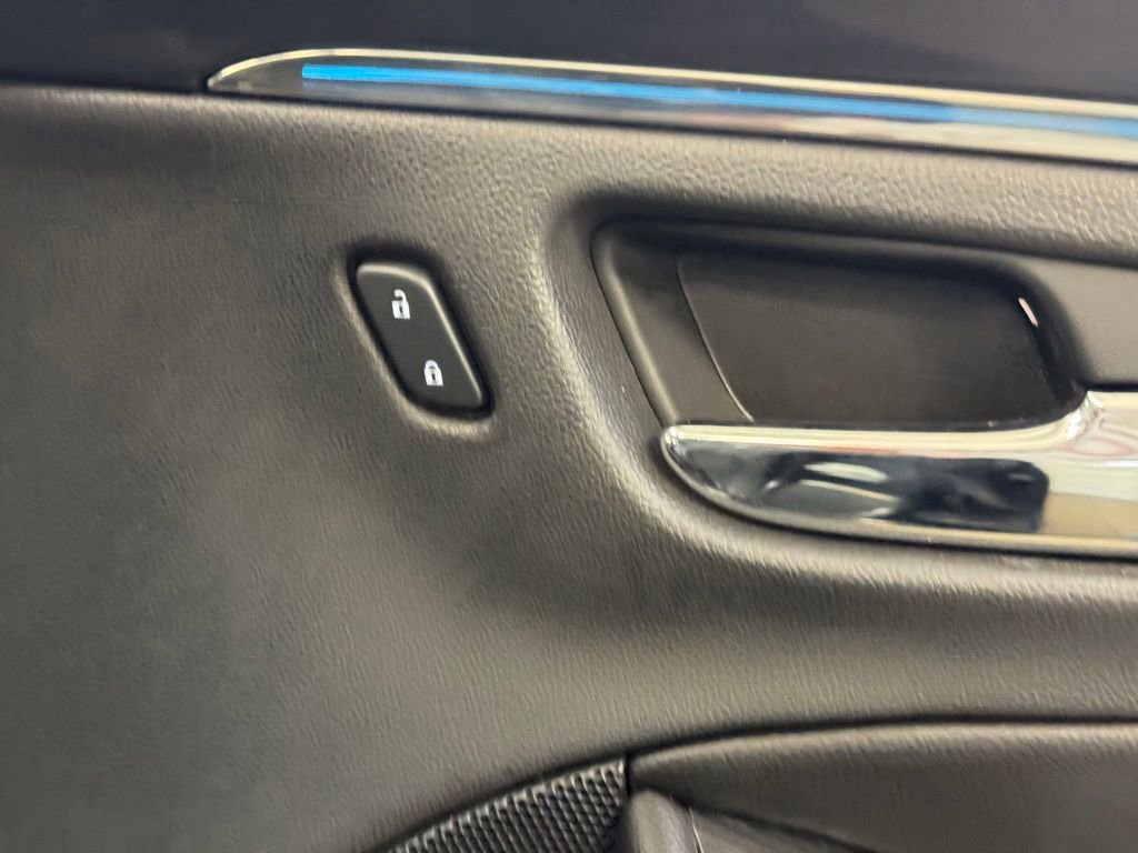 Used 2016 Chevrolet Impala LTZ FWD image 30